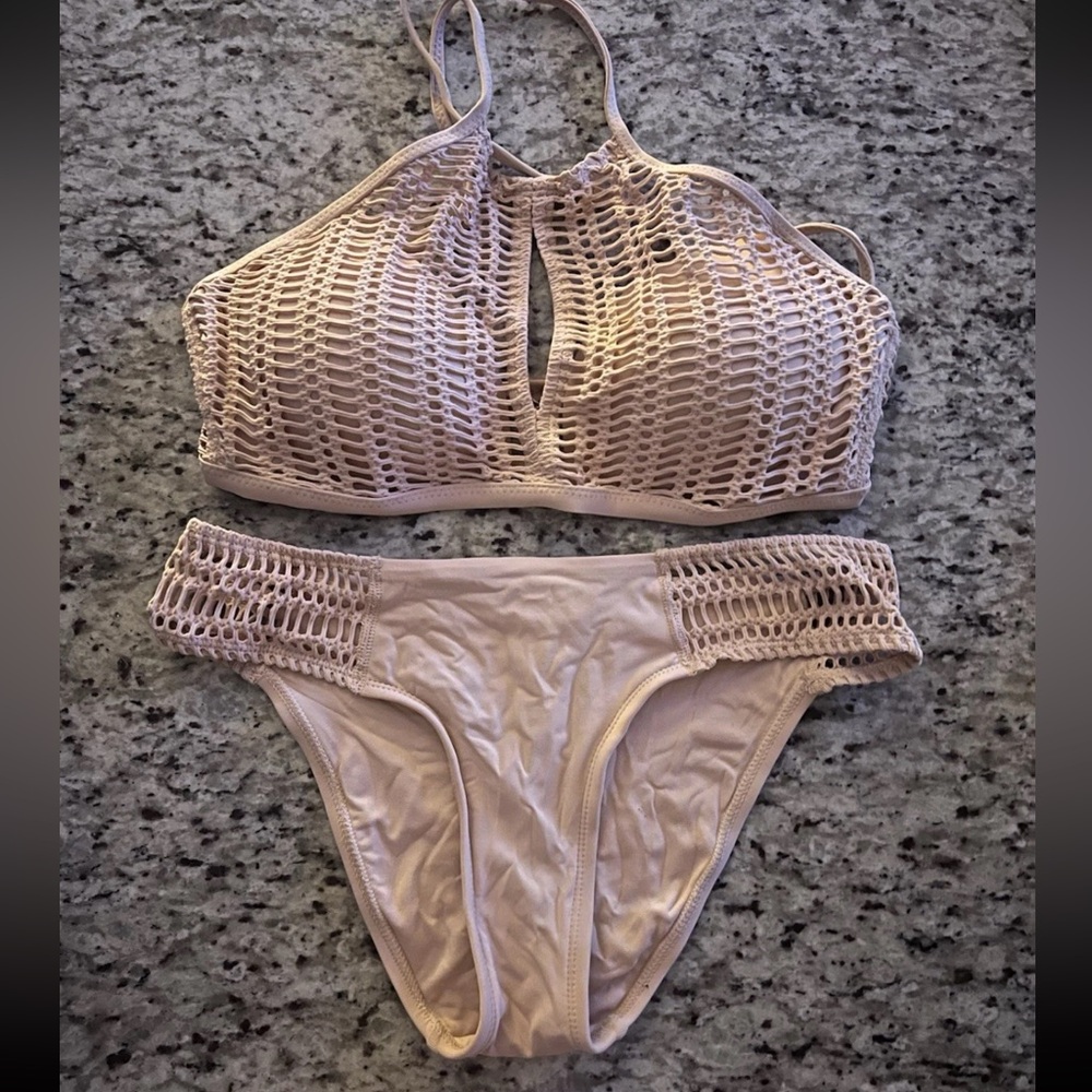 Robin Piccone Tan Nude Halter Crochet High Cut Bikini Medium Large Swimwear NWOT